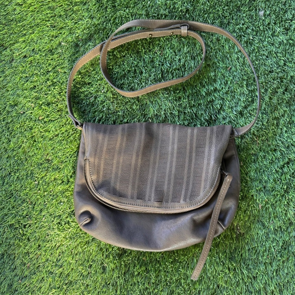 Baske California Taupe Brown Leather Perforated Foldover Crossbody Bag‎